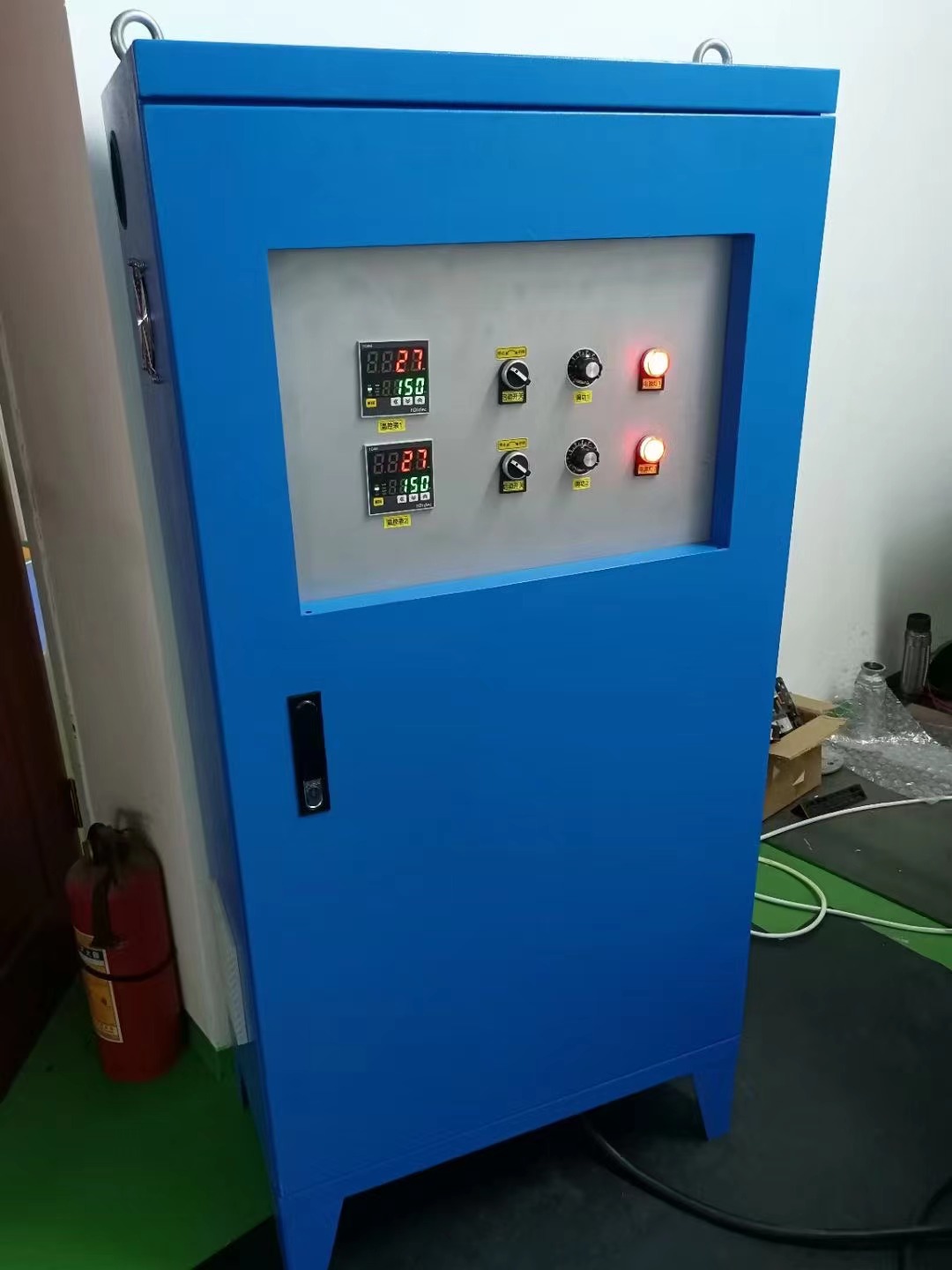 雙組電磁加熱器柜機(jī)